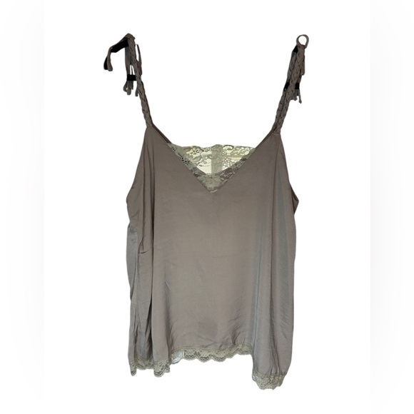 POL Medium Taupe Lace‎ Detail Camisole - Picture 1 of 4